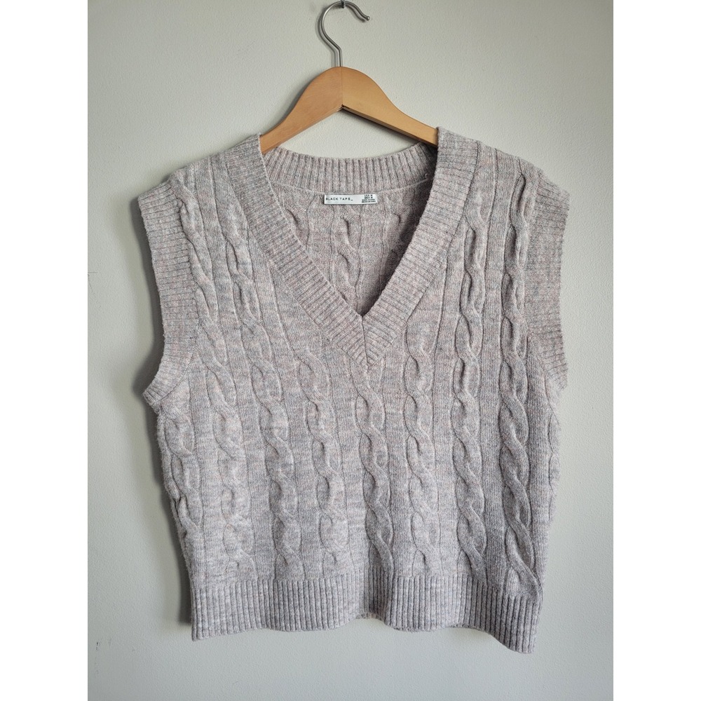 Black Tape‎ Women Cable Knit V-Neck Oversized Sweater Vest Size Medium Taupe